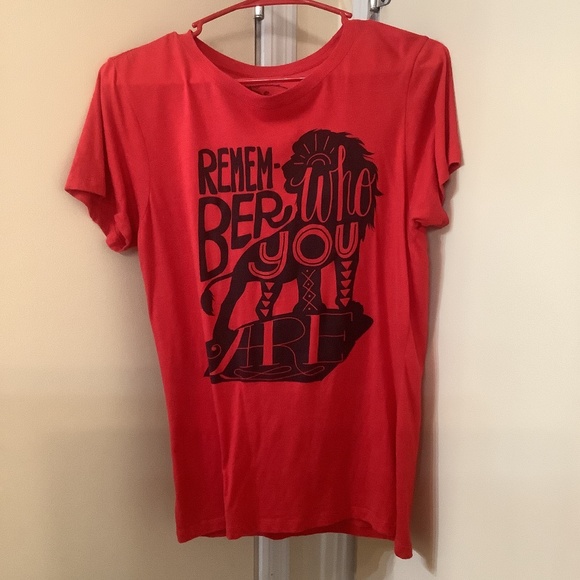 Disney The Lion King Short Sleeve T Shirt Size Large - Picture 1 of 2
